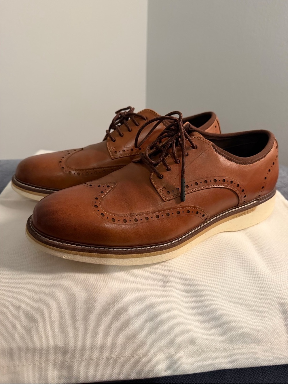 COLE HAAN
Grand Ambition Wingtip Oxford